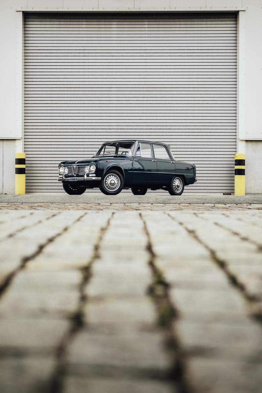  Alfa Romeo Giulia T.I. (105.08) 1966 года  (фото 5 из 12)